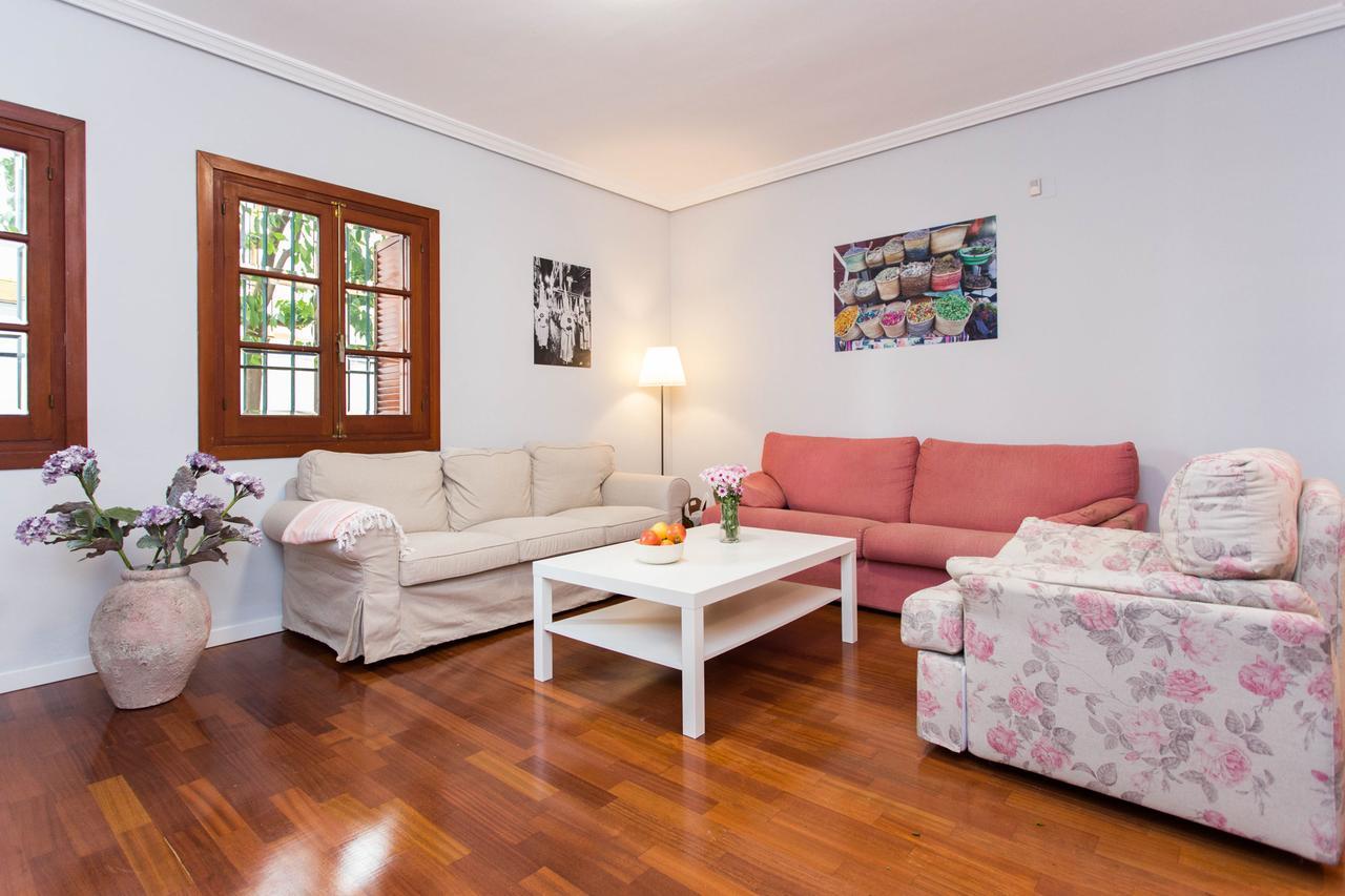 Svq Apartments - Patio Santa Cruz Севилья Экстерьер фото