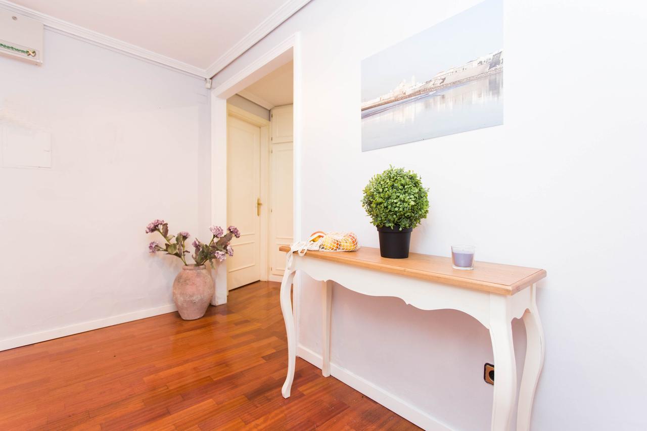 Svq Apartments - Patio Santa Cruz Севилья Экстерьер фото